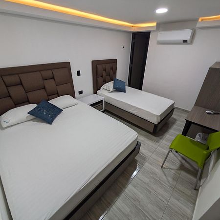 Hostel Boutique Nido De Loros Медельин Экстерьер фото