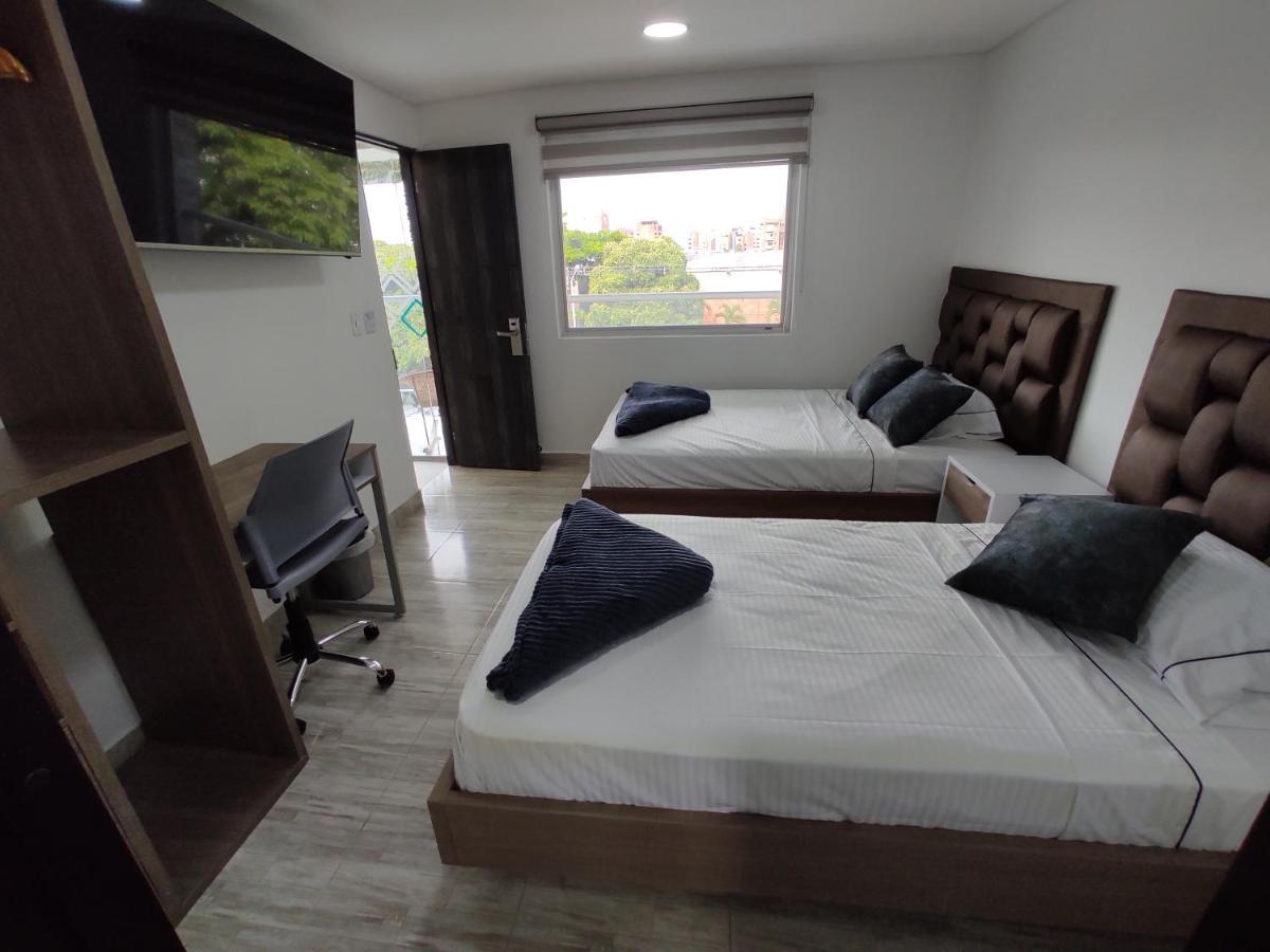 Hostel Boutique Nido De Loros Медельин Экстерьер фото