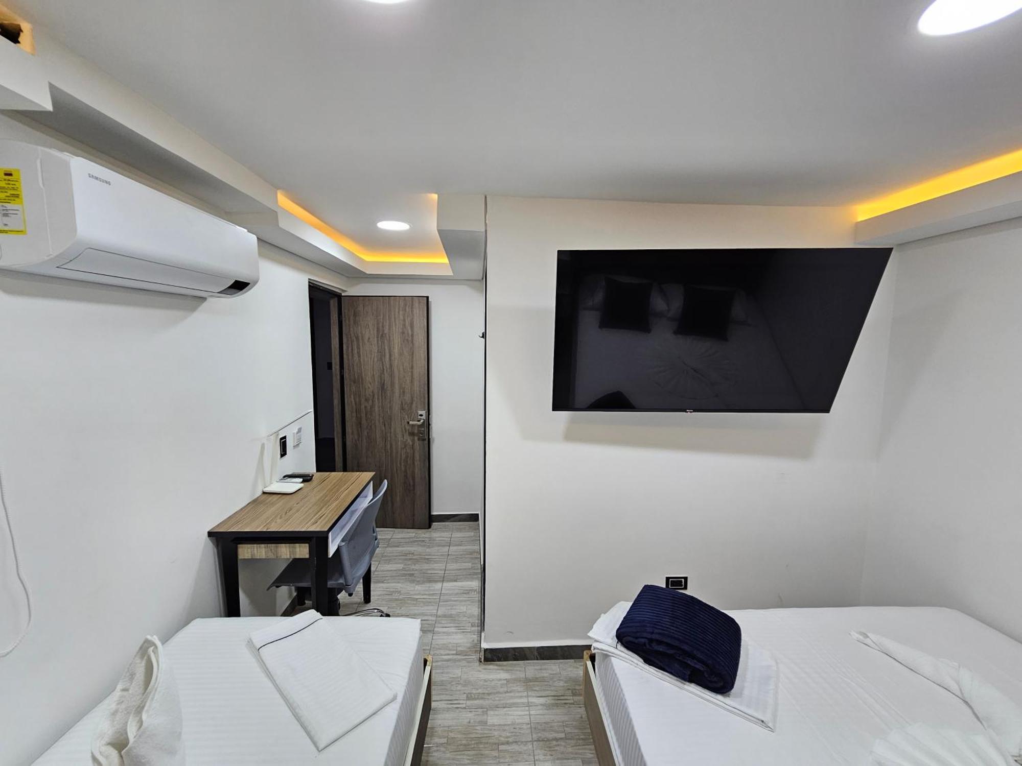 Hostel Boutique Nido De Loros Медельин Экстерьер фото