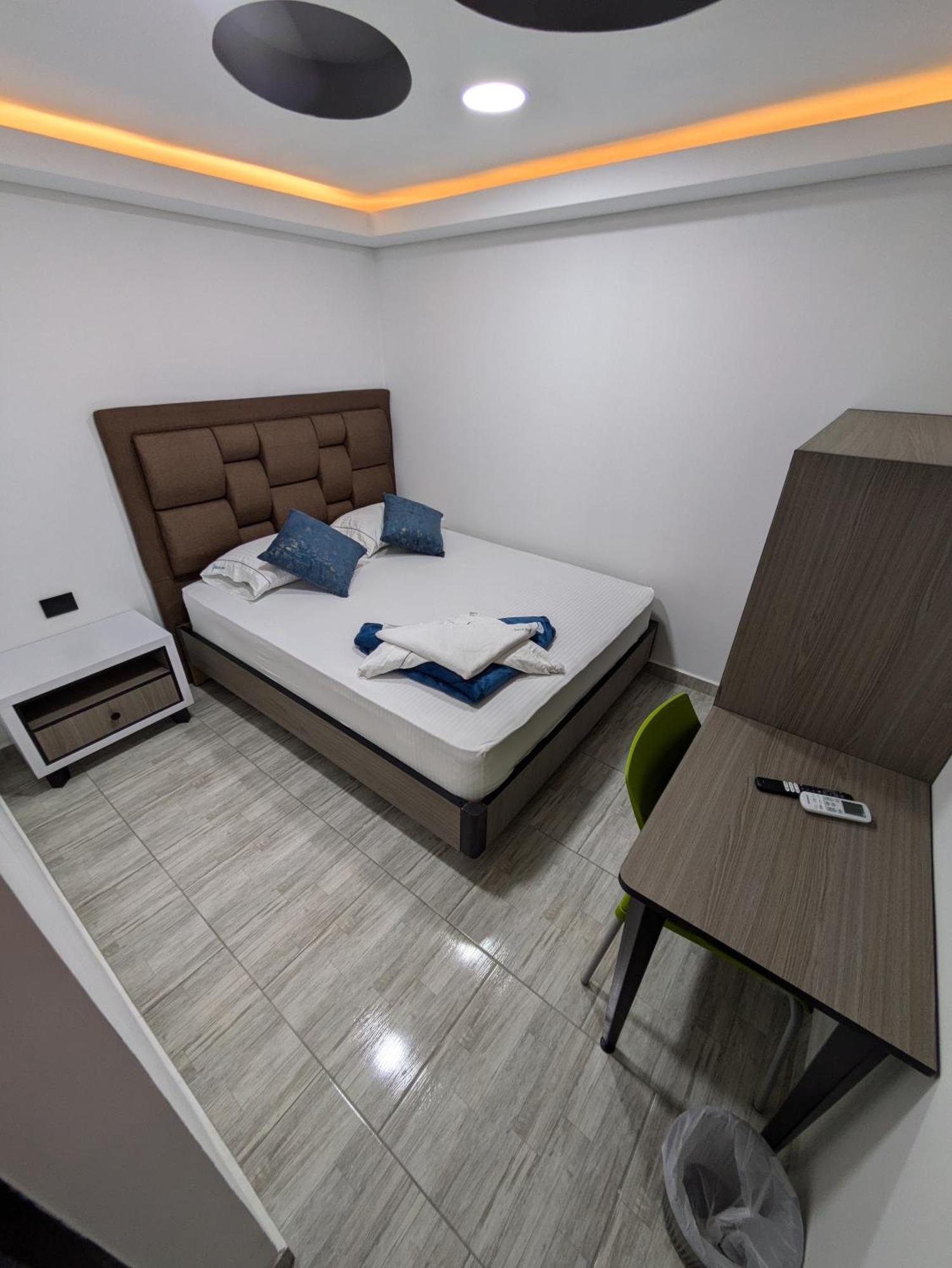Hostel Boutique Nido De Loros Медельин Экстерьер фото